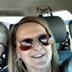 Meet your Posher, Connie